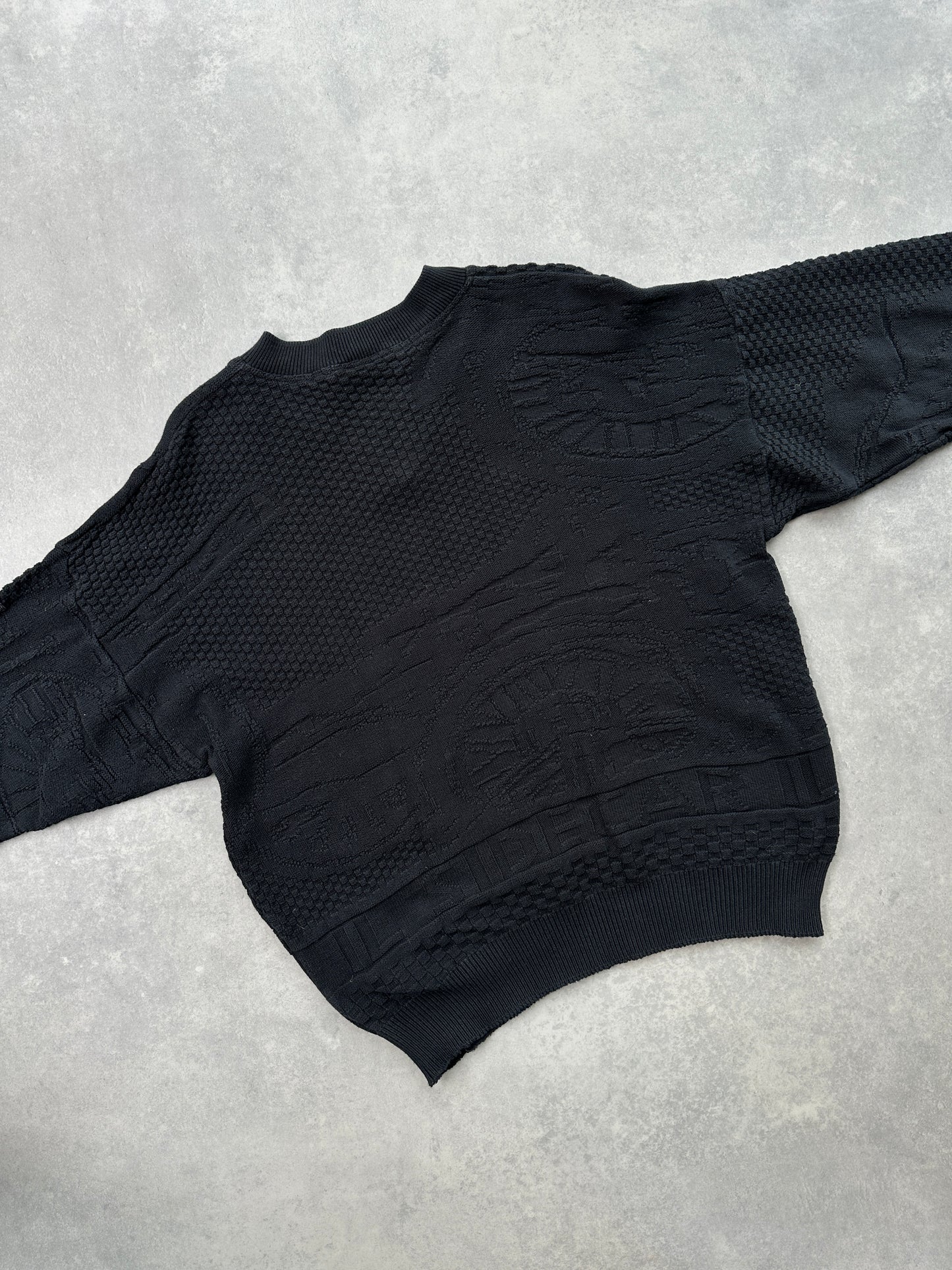 Hugo Boss vintage muški crni džemper (M)