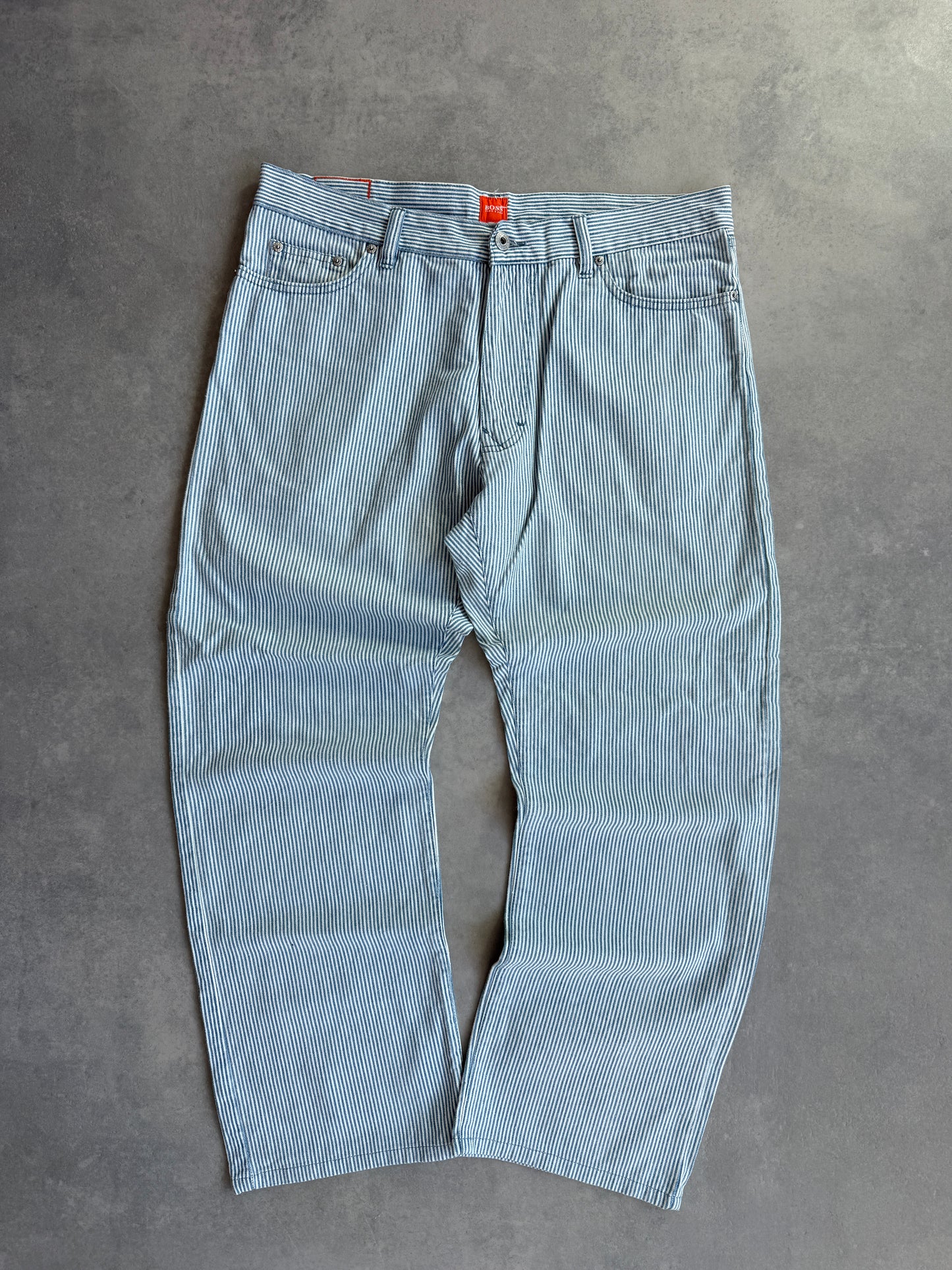 Hugo Boss muške lagane ljetne hlace (36x30)