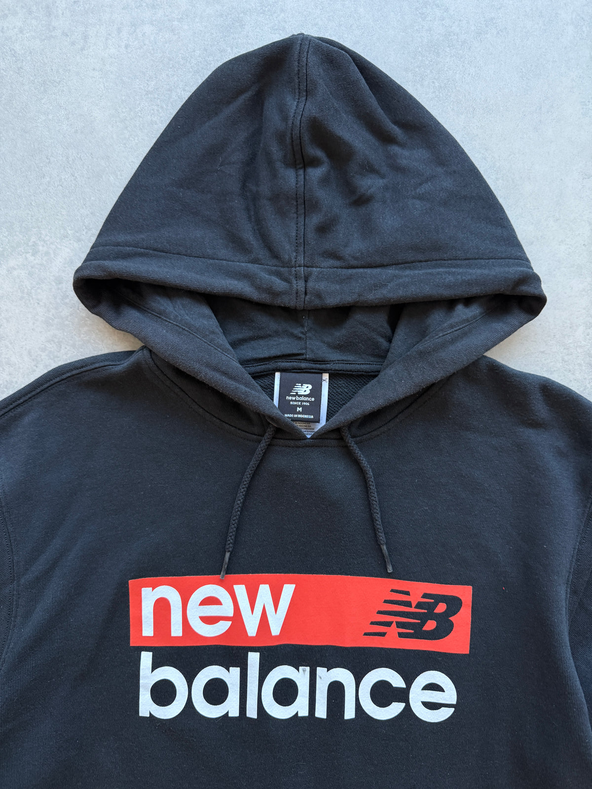 New Balance muška basic crna dukserica (M)