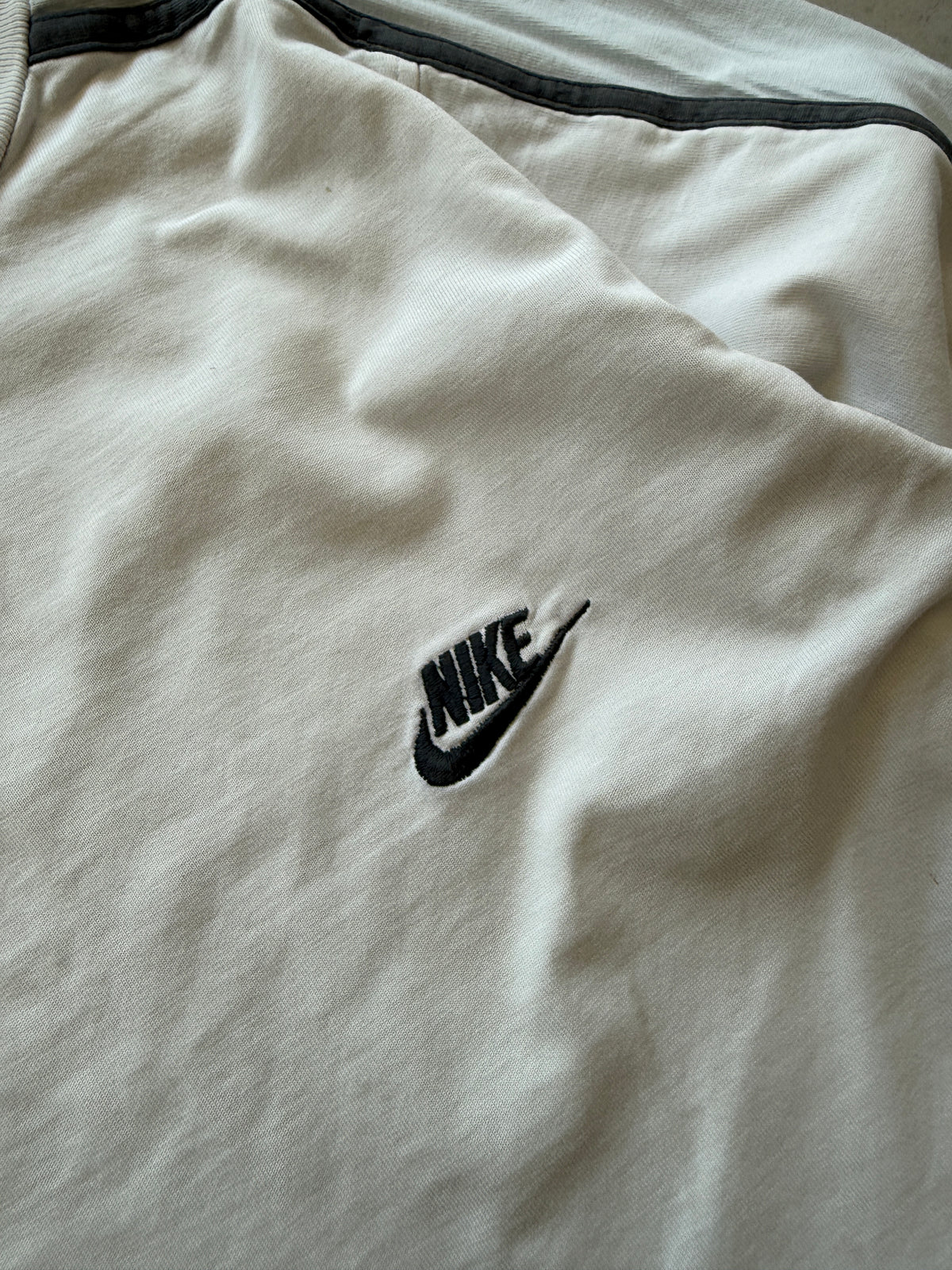 Nike retro muška bijela majica (S)
