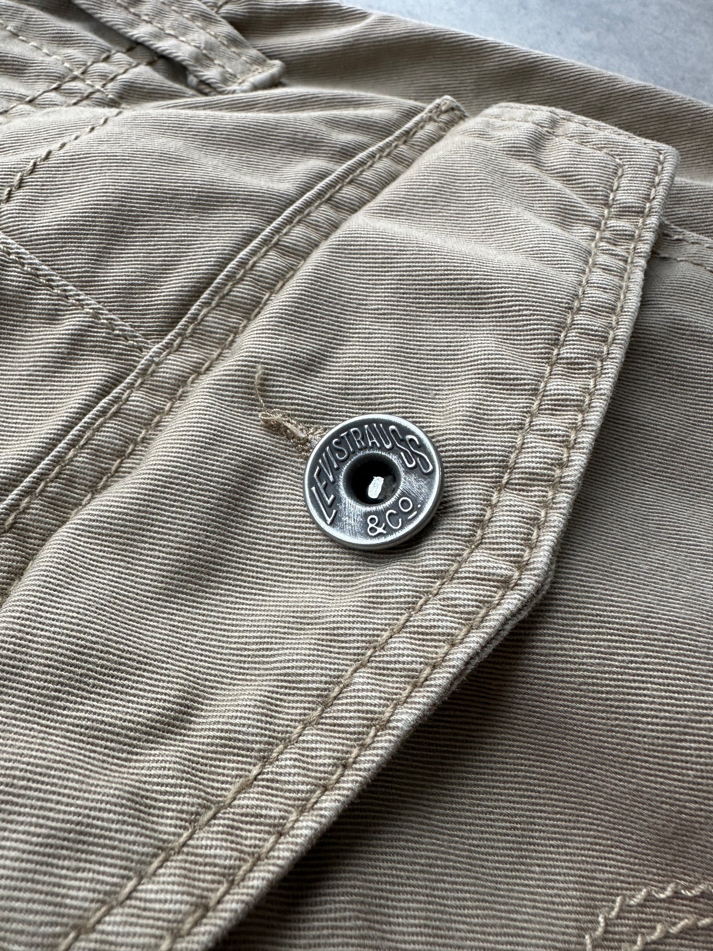 Levis muške baggy cargo hlace (33x30)