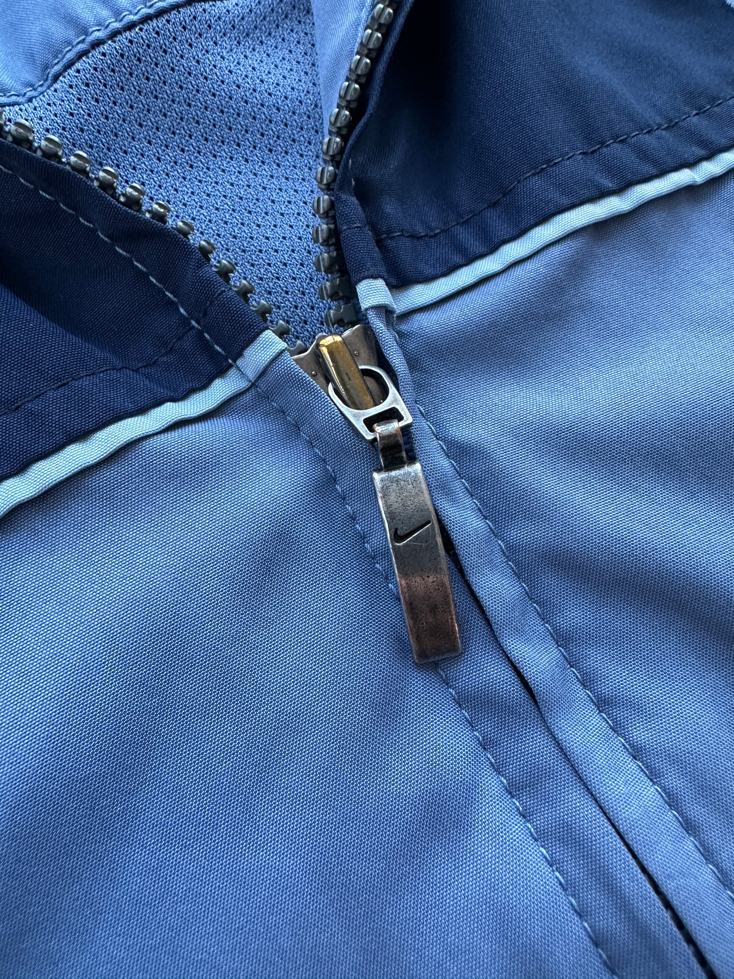 Nike 2000s ženska šuškava dukserica (L)