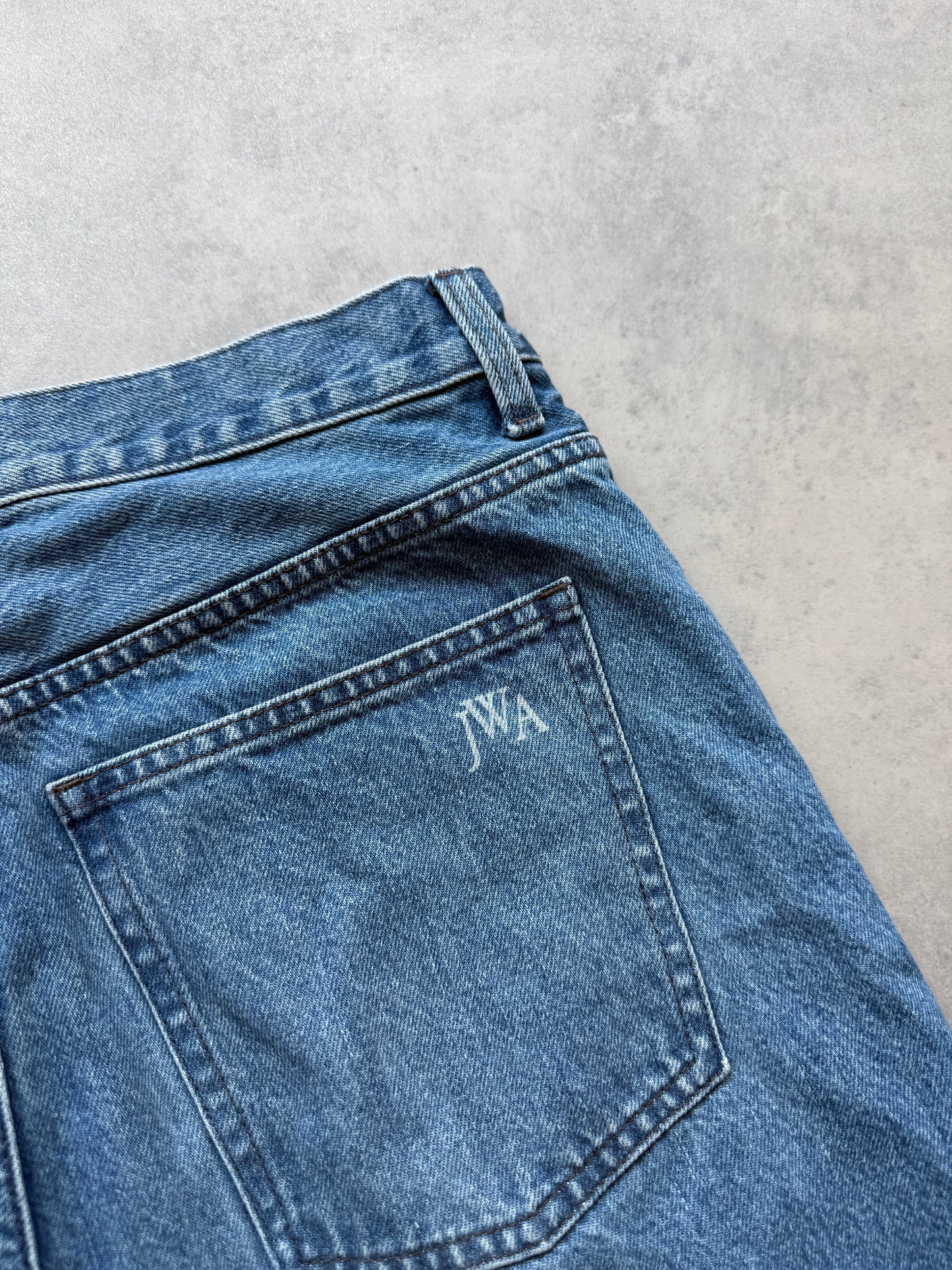 Uniqlo x JW Anderson ženske loose fit farmerke (XL)