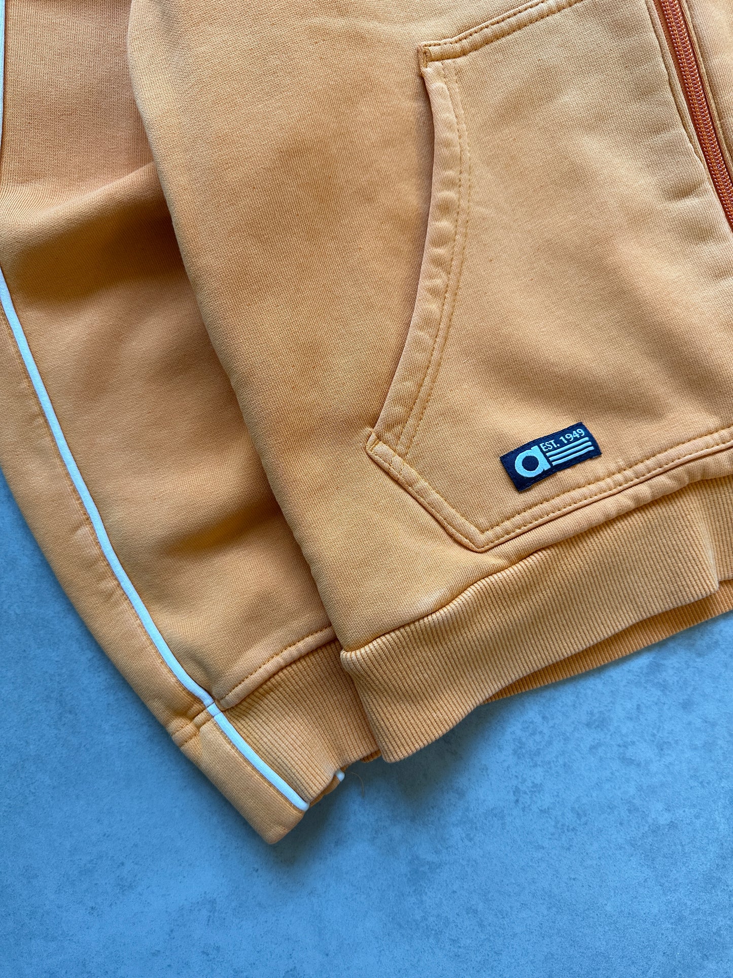 Adidas 2000s muška narandzasta dukserica (XS)