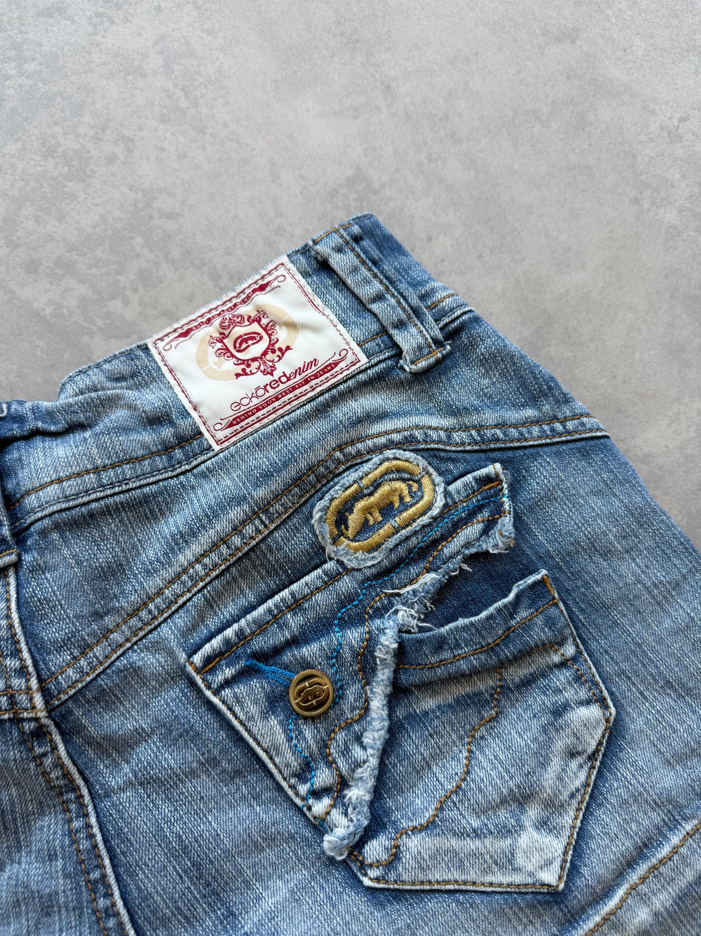 Ecko Red Denim Y2K ženski kratki šorc (M)