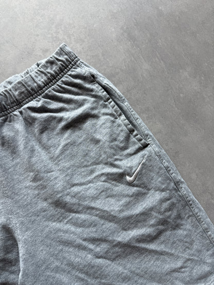 Nike muški basic sivi šorc (M)