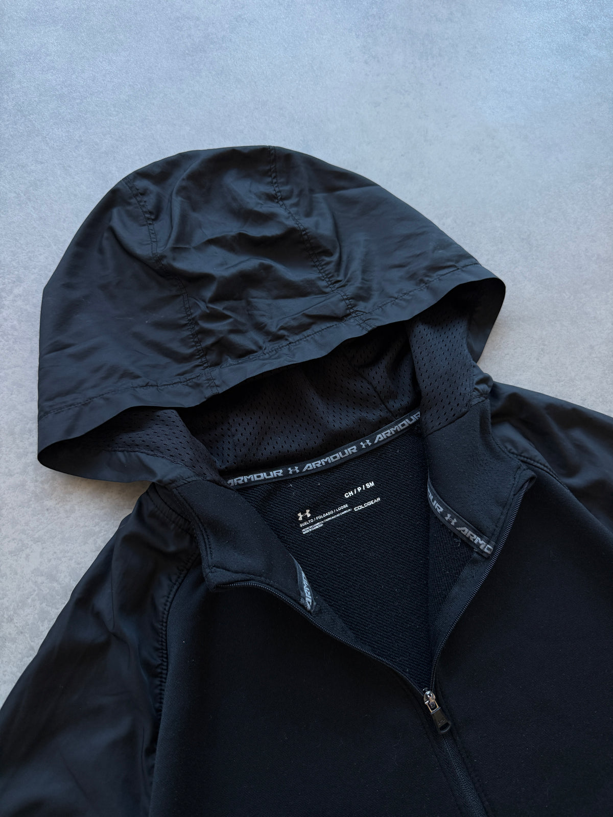 Under Armour Cold Gear muška sportska dukserica (M)