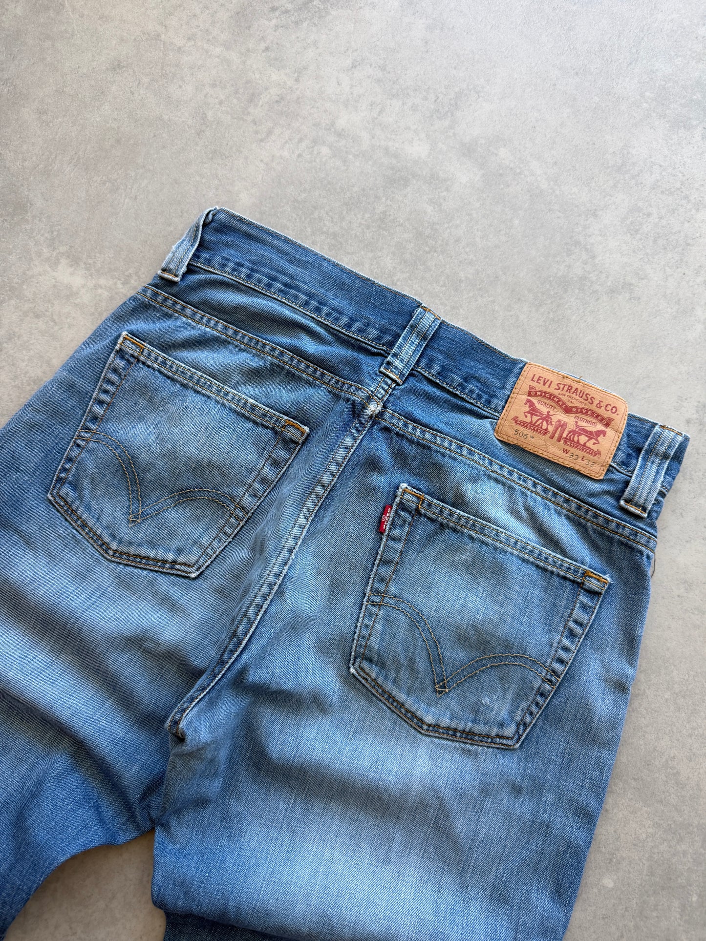 Levis 506 muške plave farmerke (33x32)