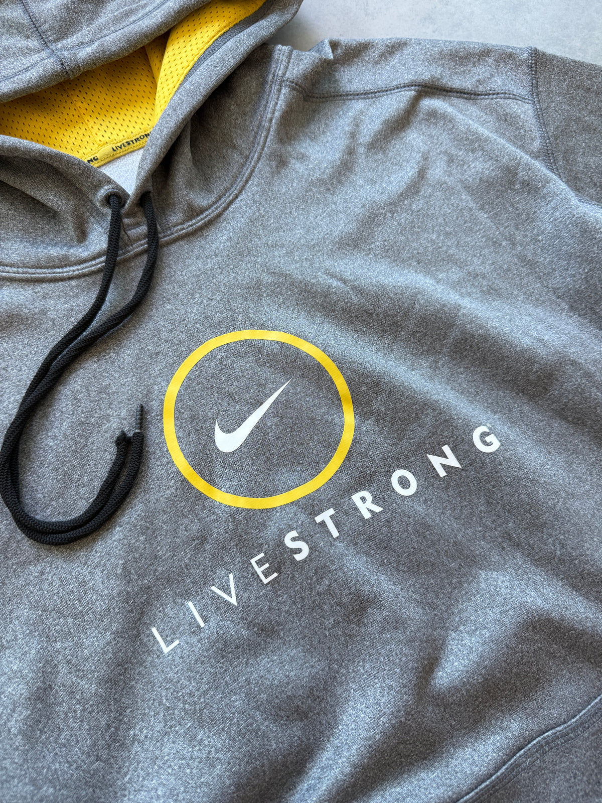 Nike Live Strong muška sportska dukserica (XL)