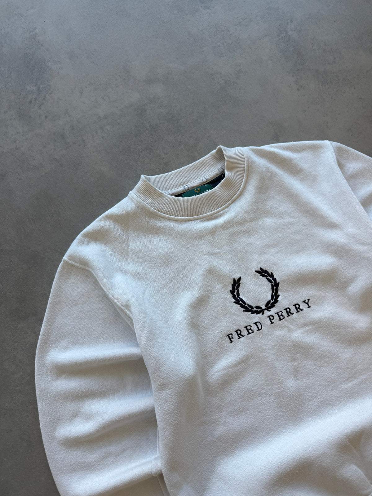 Fred Perry retro muška bijela dukserica (S)