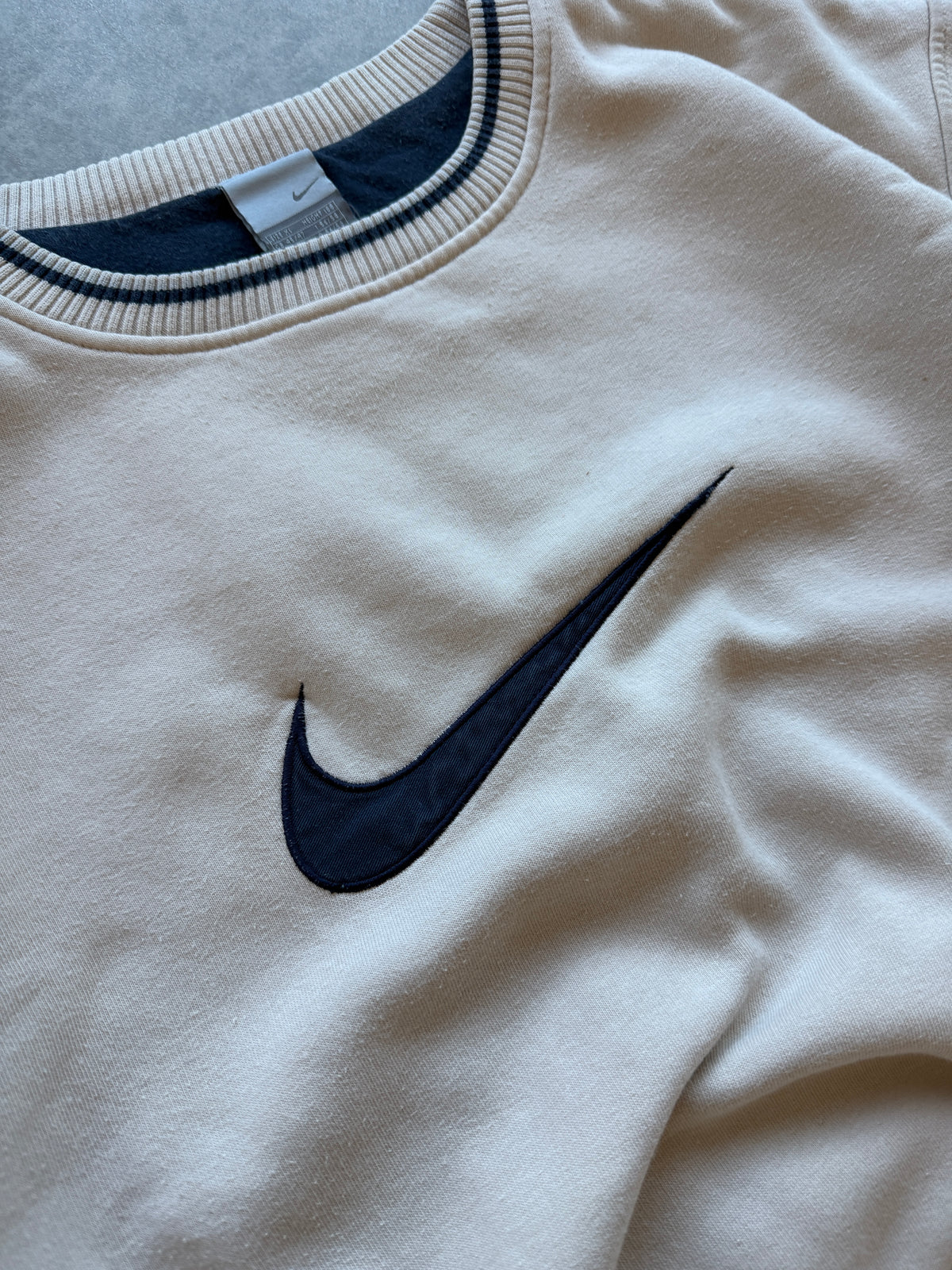 Nike 2000s muška oversized bež dukserica (XL)