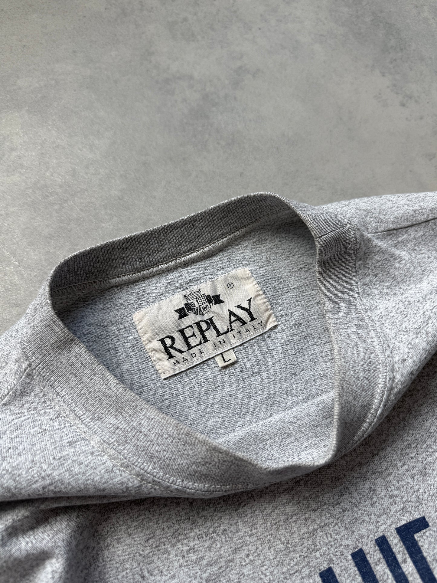 Replay vintage 90s muška oversized siva majica (L)
