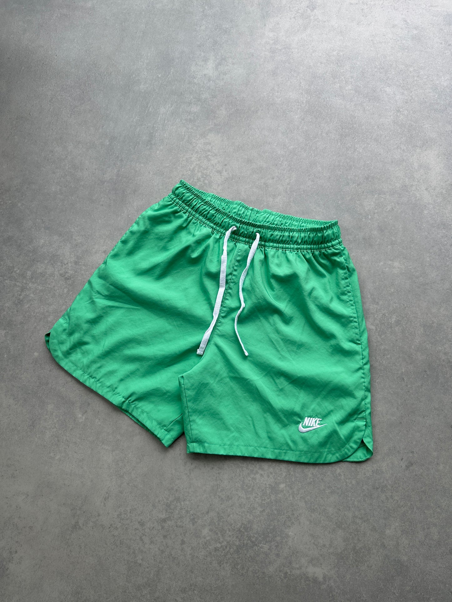 Nike muški zeleni šuškavi šorc (S)