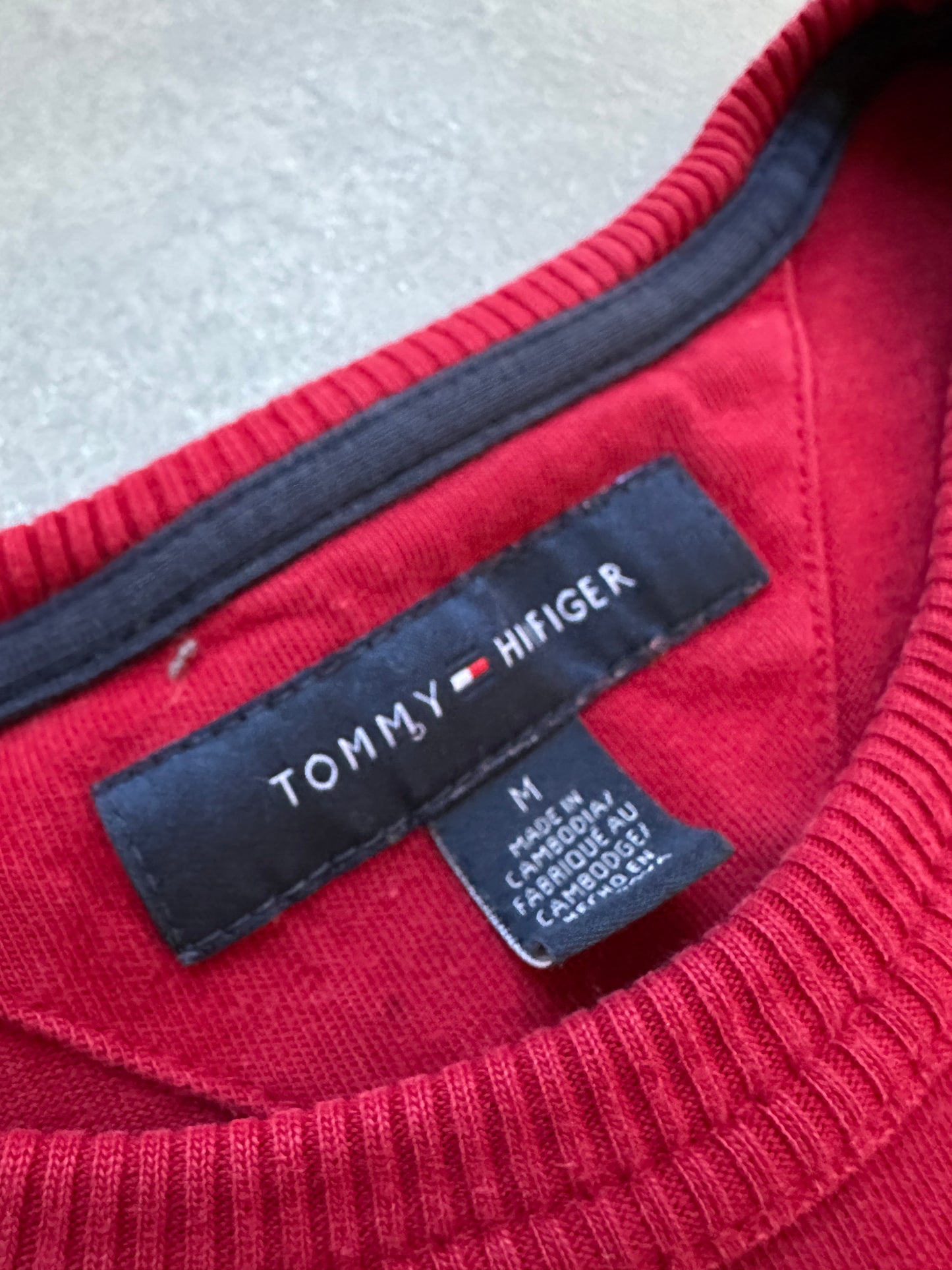 Tommy Hilfiger muška crvena majica (M)