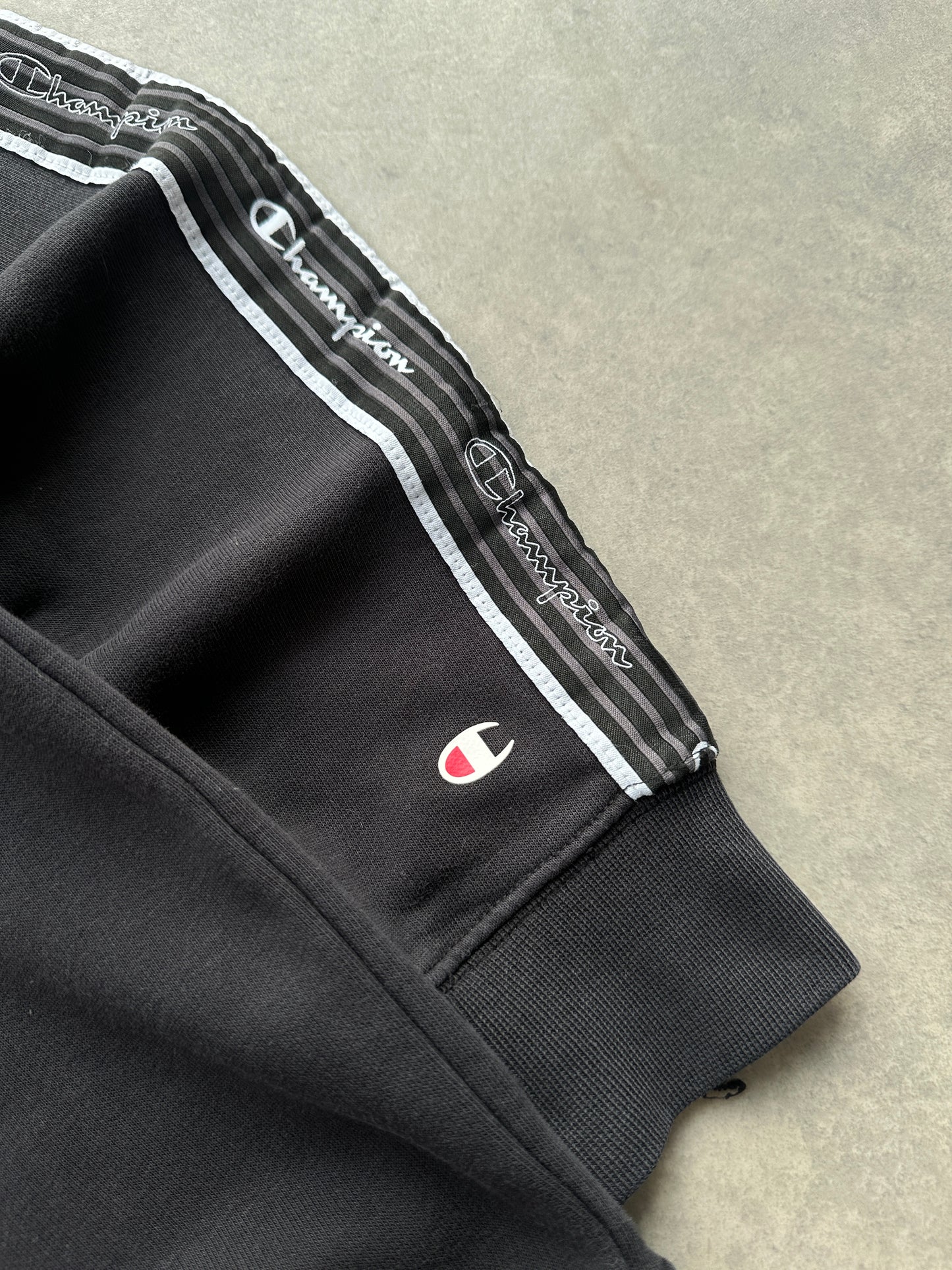 Champion muška crna dukserica (S)