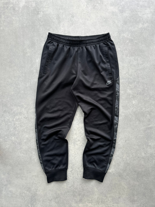 Nike muška crna trenerka (L)