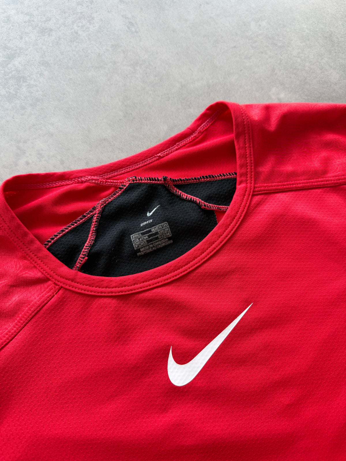 Nike Dri Fit 2000s muška crvena sportska majica (L)