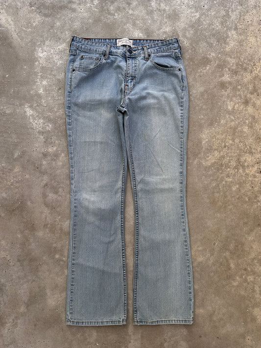 Levis Signature ženske retro bootcut farmerke (10)