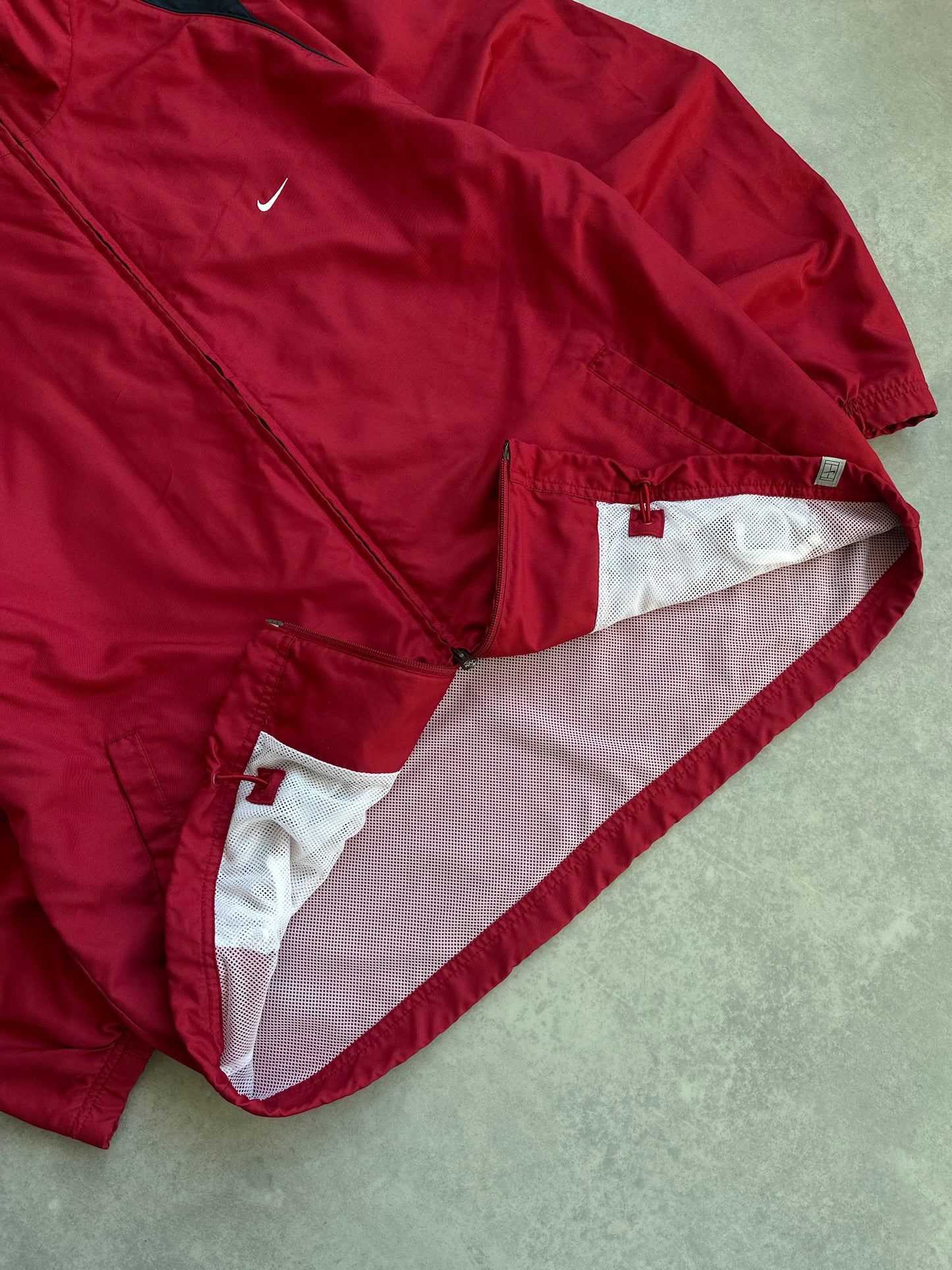 Nike 2000s muška crvena šuškava dukserica (XL)