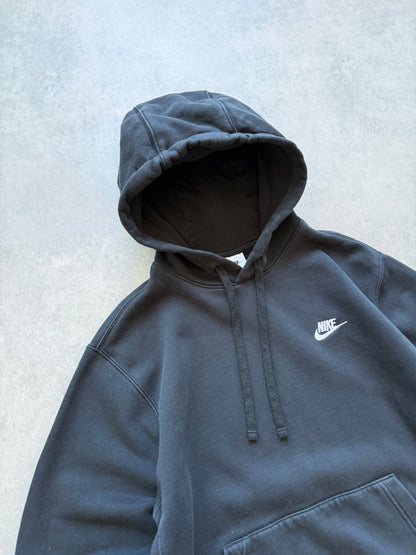Nike muška basic crna dukserica (M)