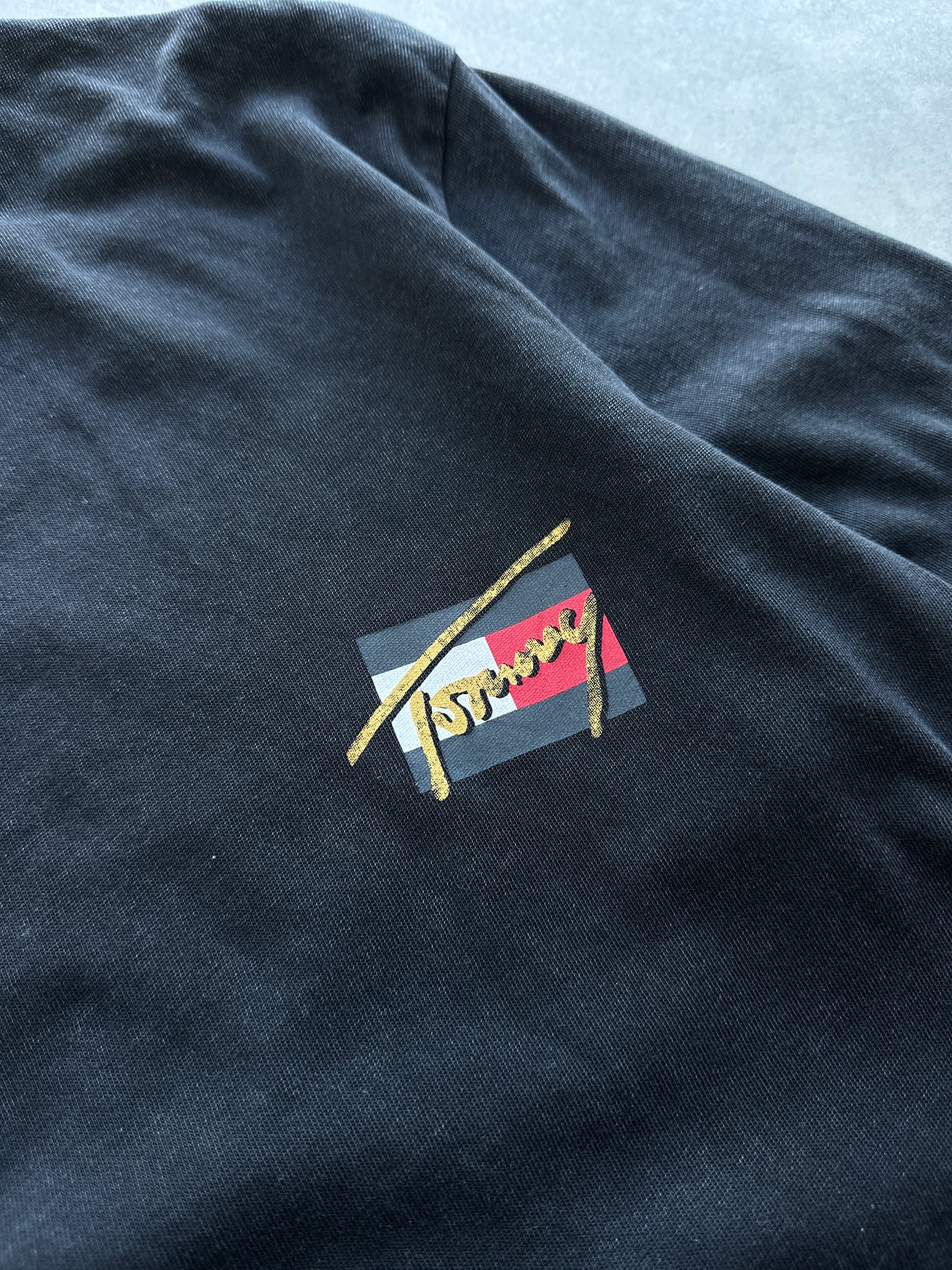 Tommy Jeans muška siva majica (M)