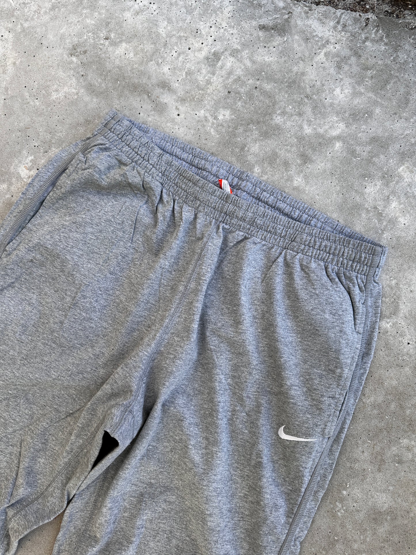 Nike Athletic Dpt 2000s muška siva baggy trenerka (XL)