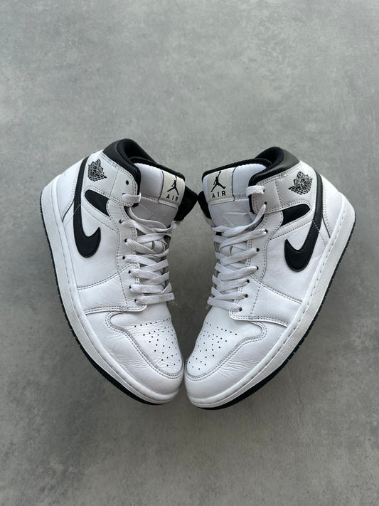Nike Air Jordan 1 Mid Reverse Panda muške patike (43)