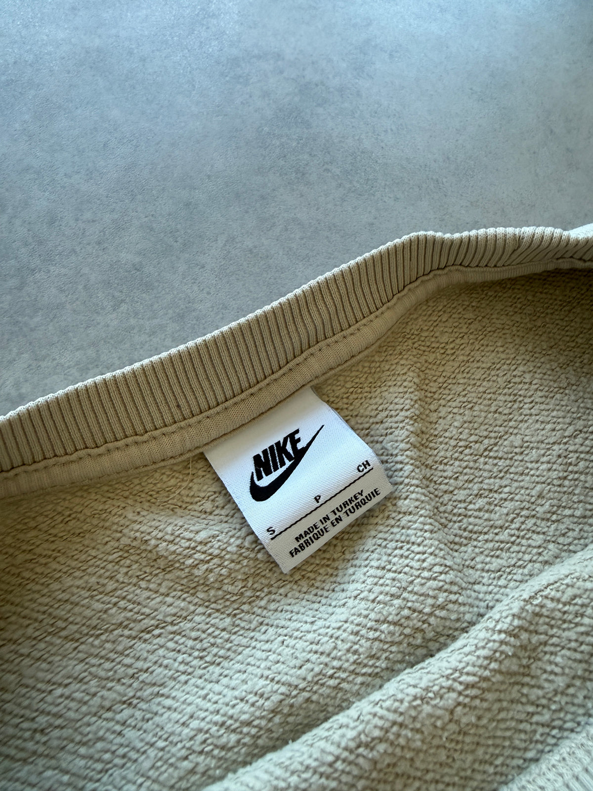 Nike ženska oversized bež dukserica (S)