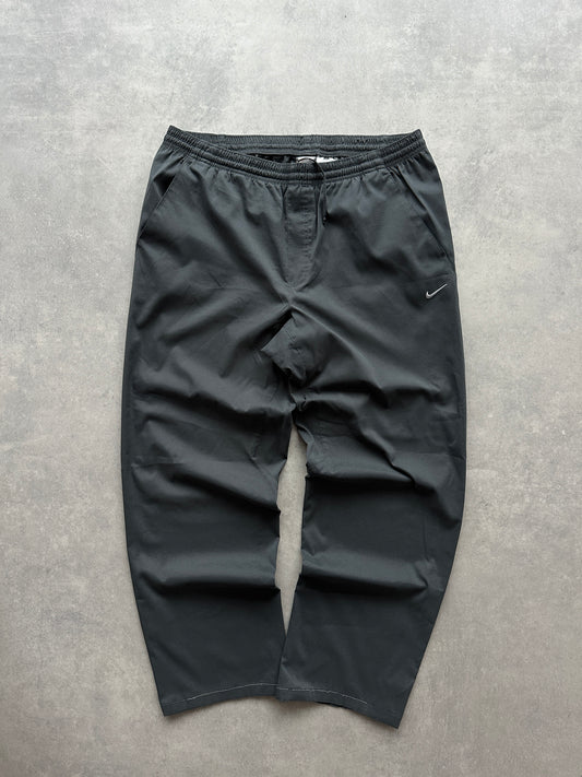 Nike Fit Dry 2000s muška baggy šuškava trenerka (L)