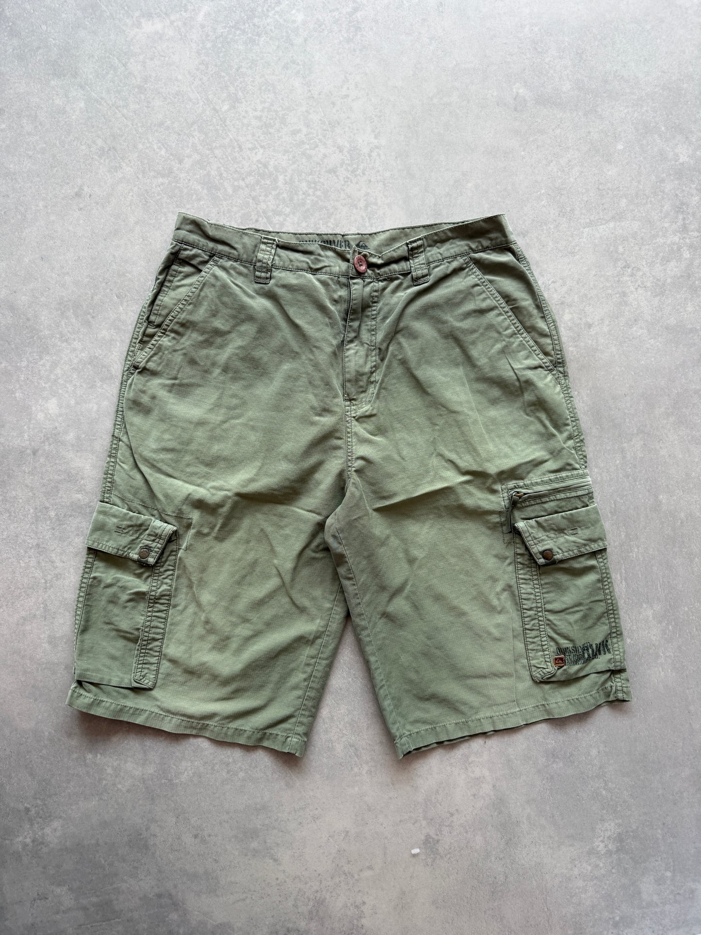Quiksilver 2000s muški zeleni cargo šorc (M)