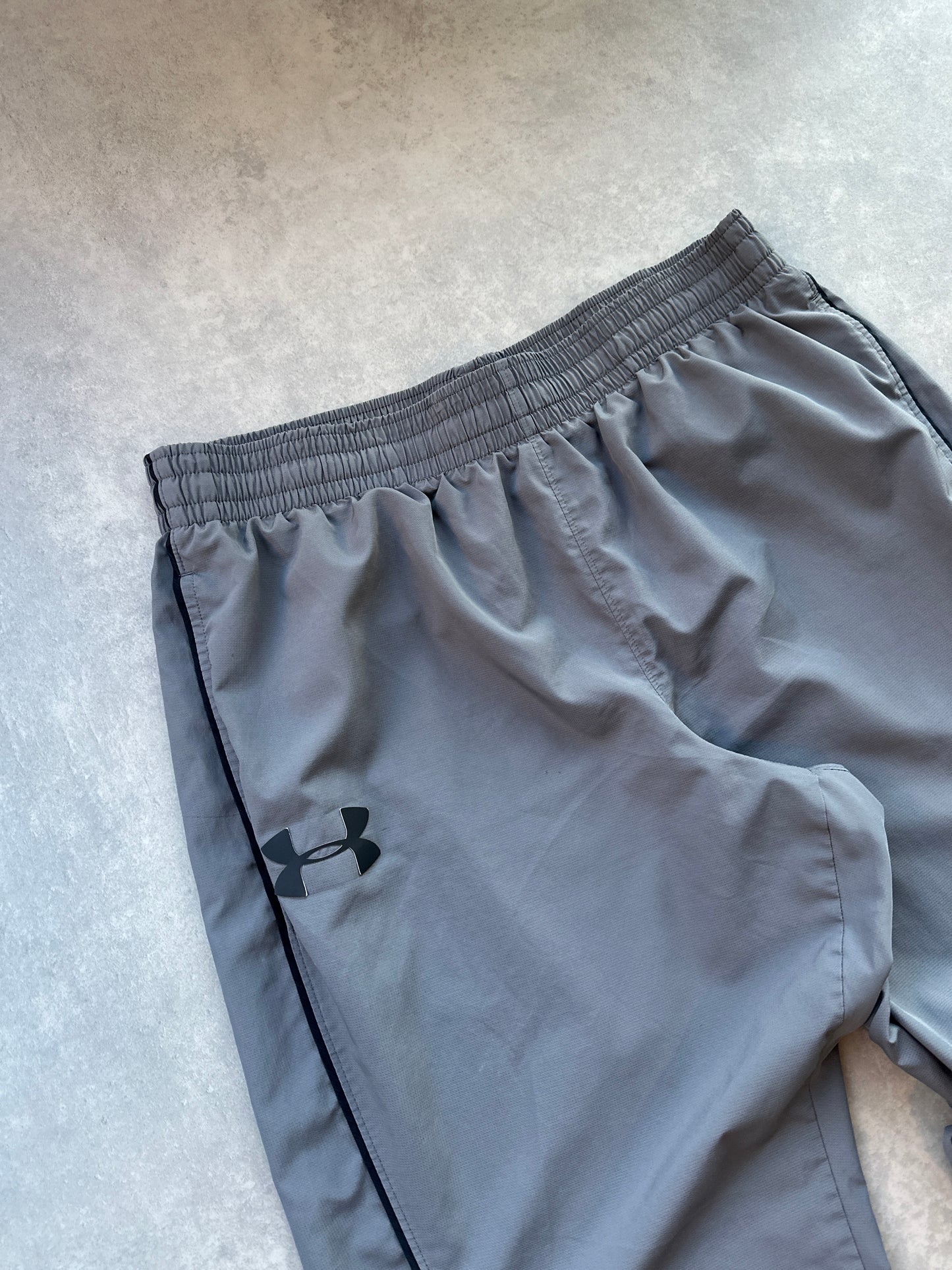 Under Armour muška baggy siva trenerka (XL)