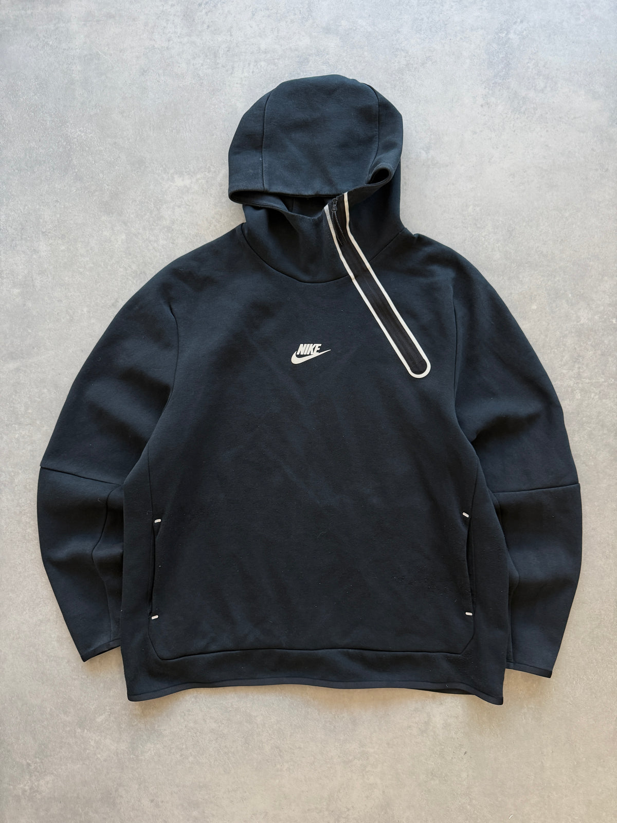 Nike Tech Fleece Ninja muška crna dukserica (XL)