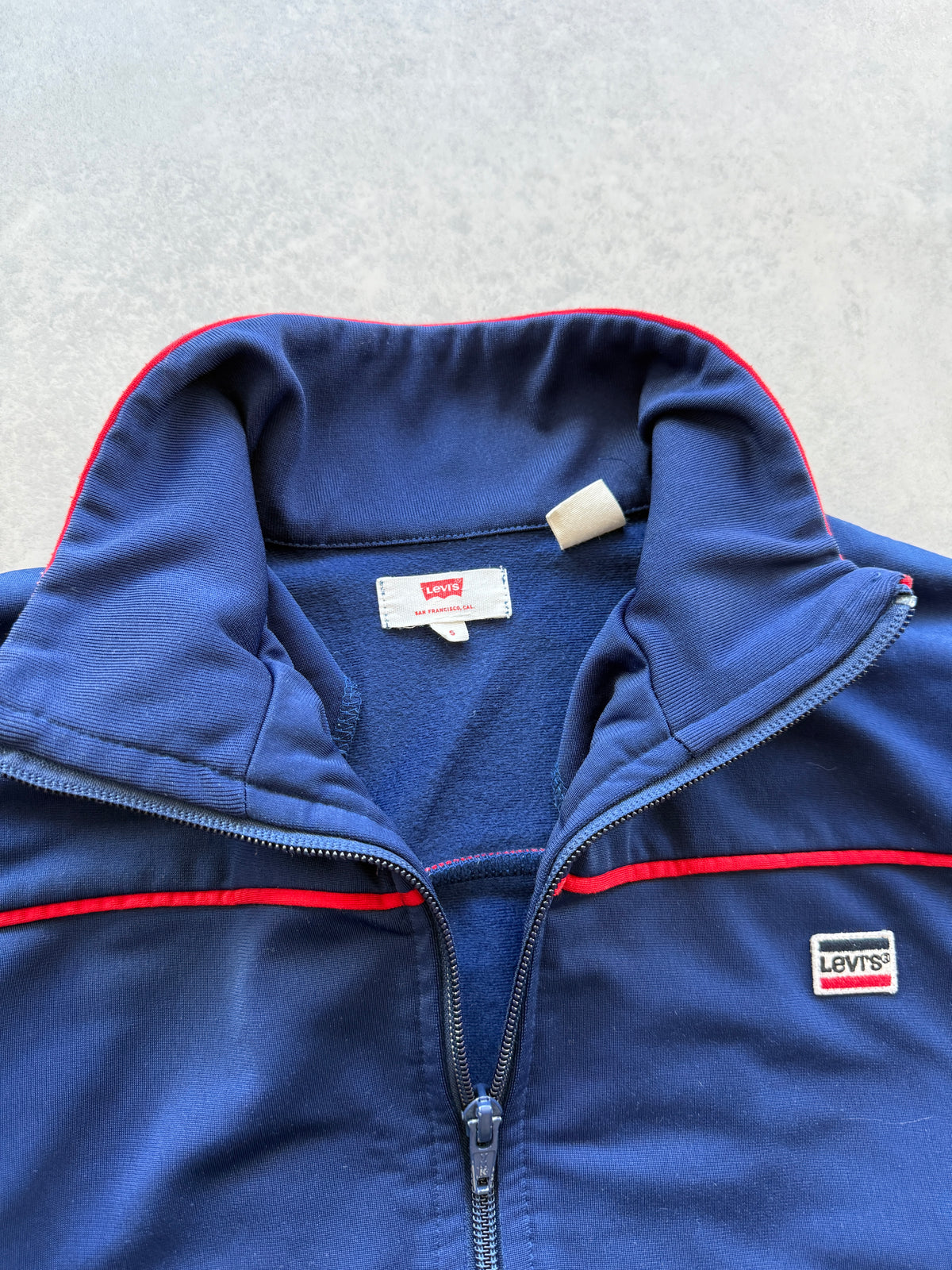 Levis 2000s ženska plava dukserica (S)