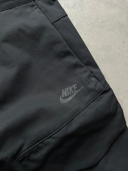 Nike Tech Pant muške crne šuškave cargo hlace (M)