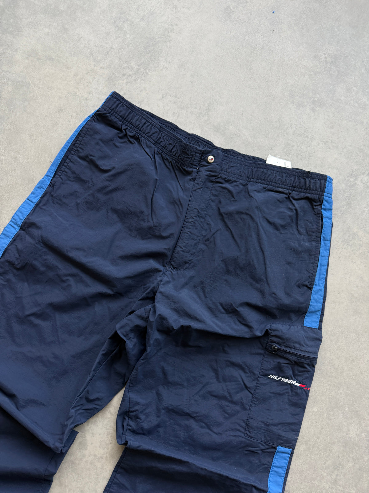 Tommy Hilfiger Athletic vintage muške šuškave baggy hlace (L)
