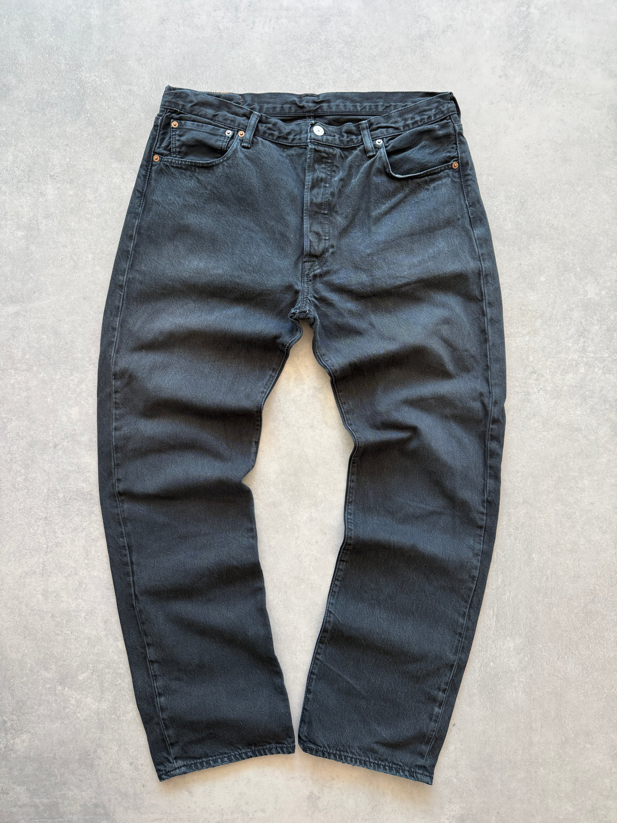 Levis 501 muške crne farmerke (36x34)
