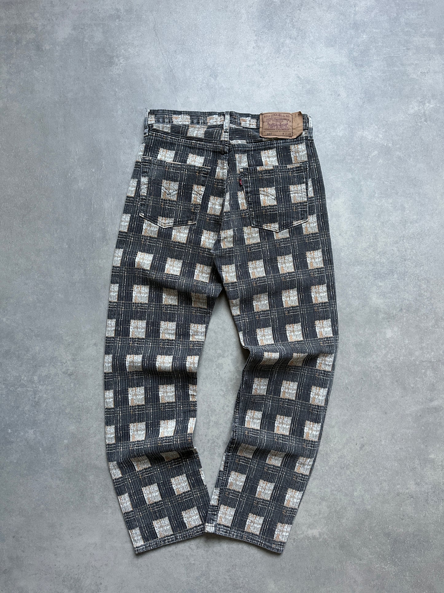 Levis 501 vintage ženske hlace (31x36)