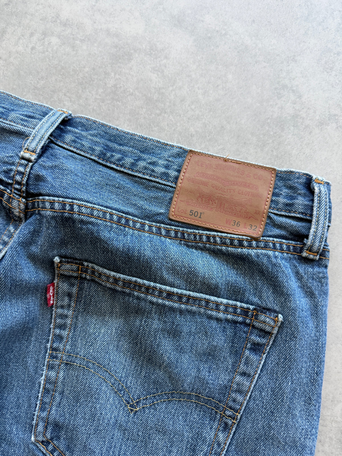 Levis 501 muške plave farmerke (36x32)