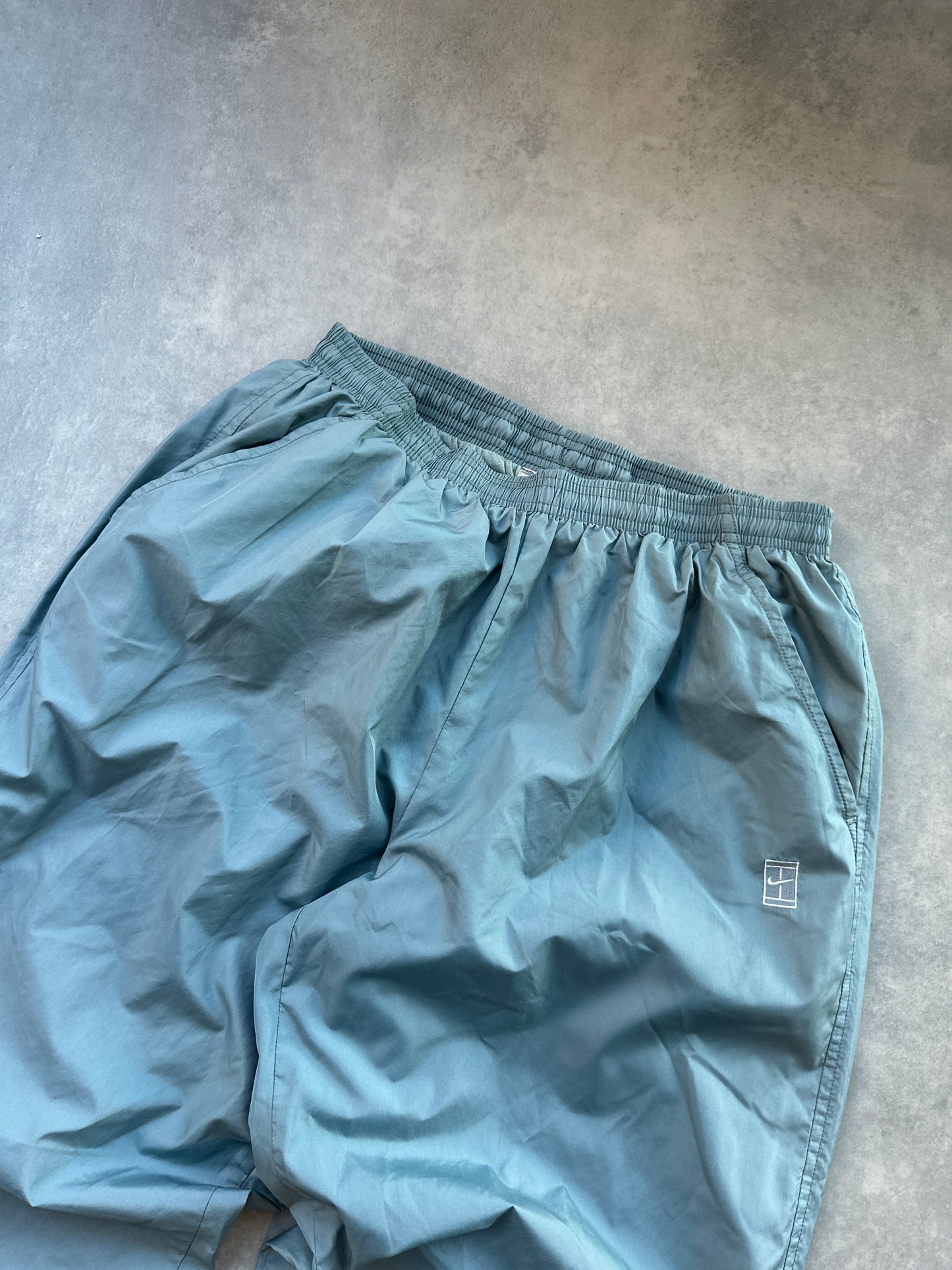 Nike Court 2000s muška zelena šuškava trenerka (L)