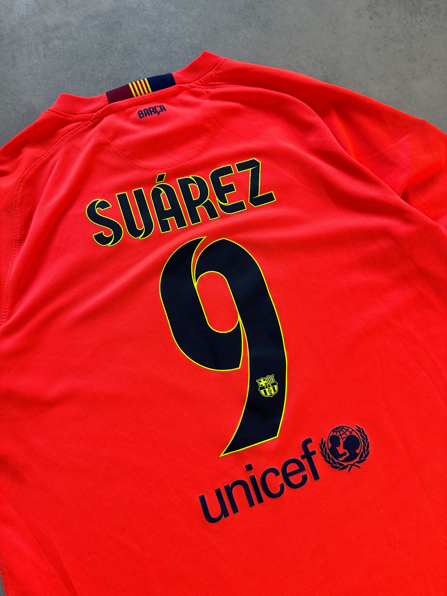 Nike x FC Barcelona 2014/15 Away Kit Suarez djeciji dres (XL)