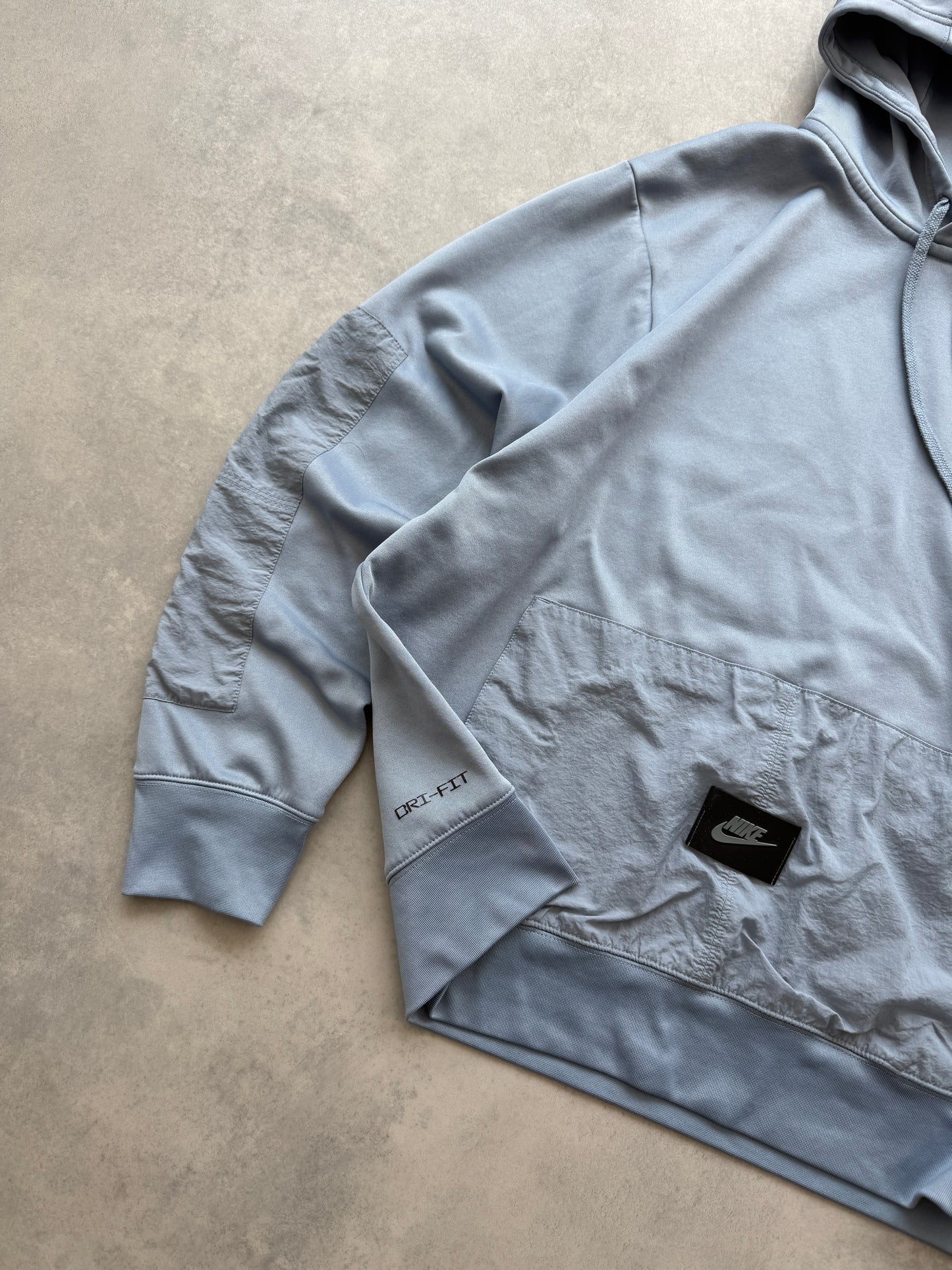 Nike muška sportska dukserica (XL)