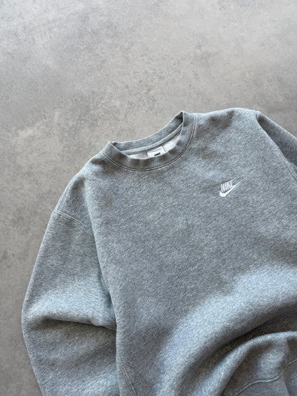 Nike muška siva basic dukserica (XS)
