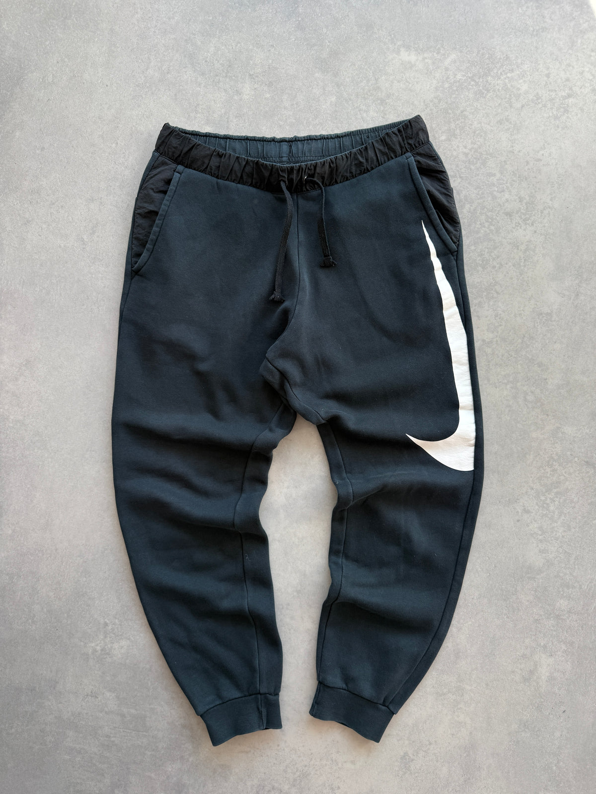 Nike swoosh muška crna trenerka (S)