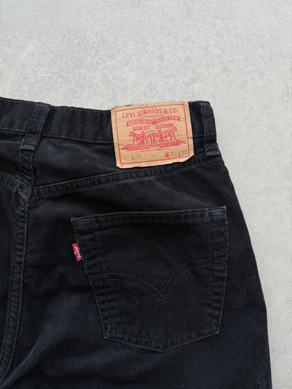 Levis 551 muške samtene hlace (30x32)