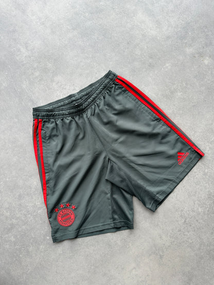 Adidas x Bayern Munchen muški fudbalski šorc (S)