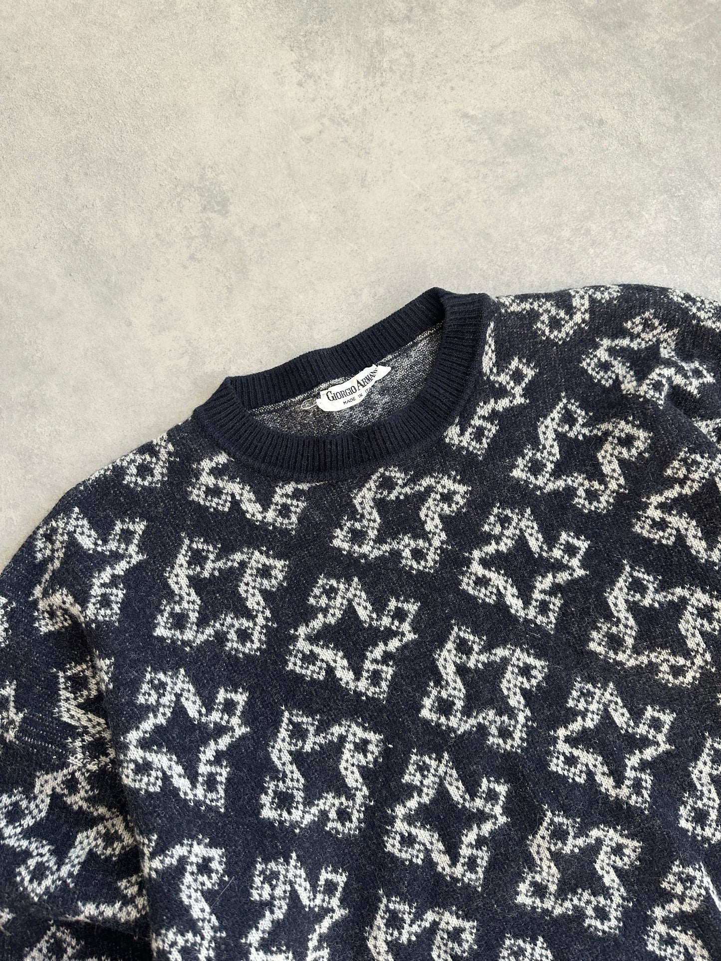 Giorgio Armani vintage 90s muški vuneni džemper (M)