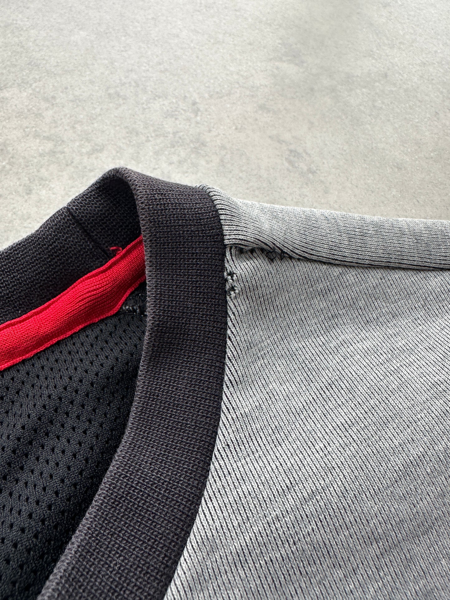 Nike muška siva dukserica (M)