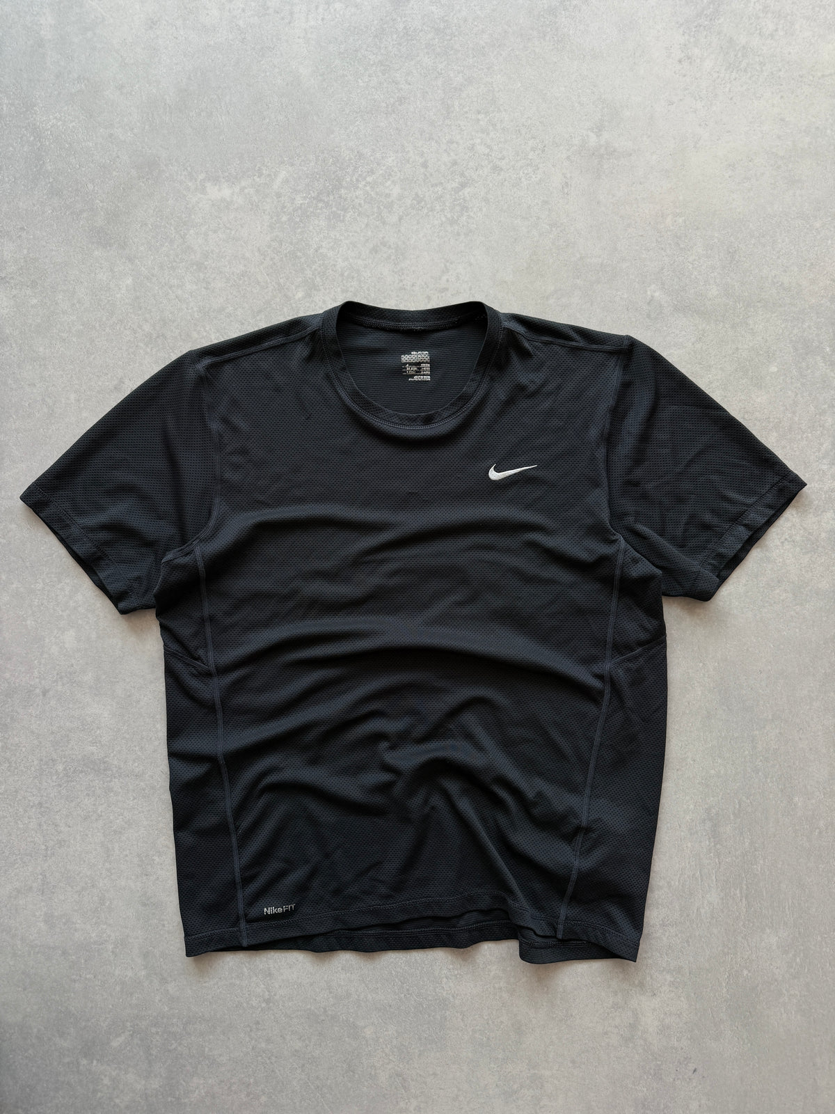 Nike Dri Fit muška crna slim fit sportska majica (M)