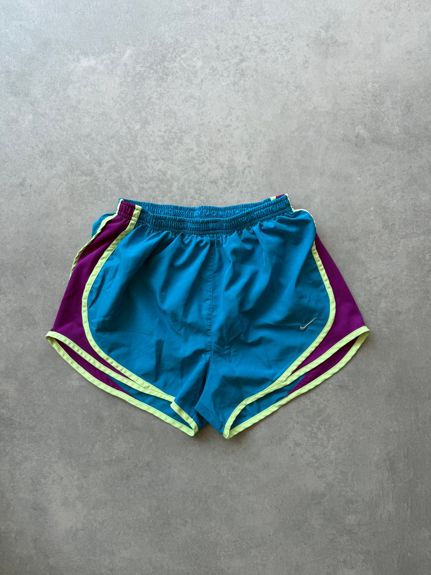 Nike Dri Fit ženski sportski šorc (S)