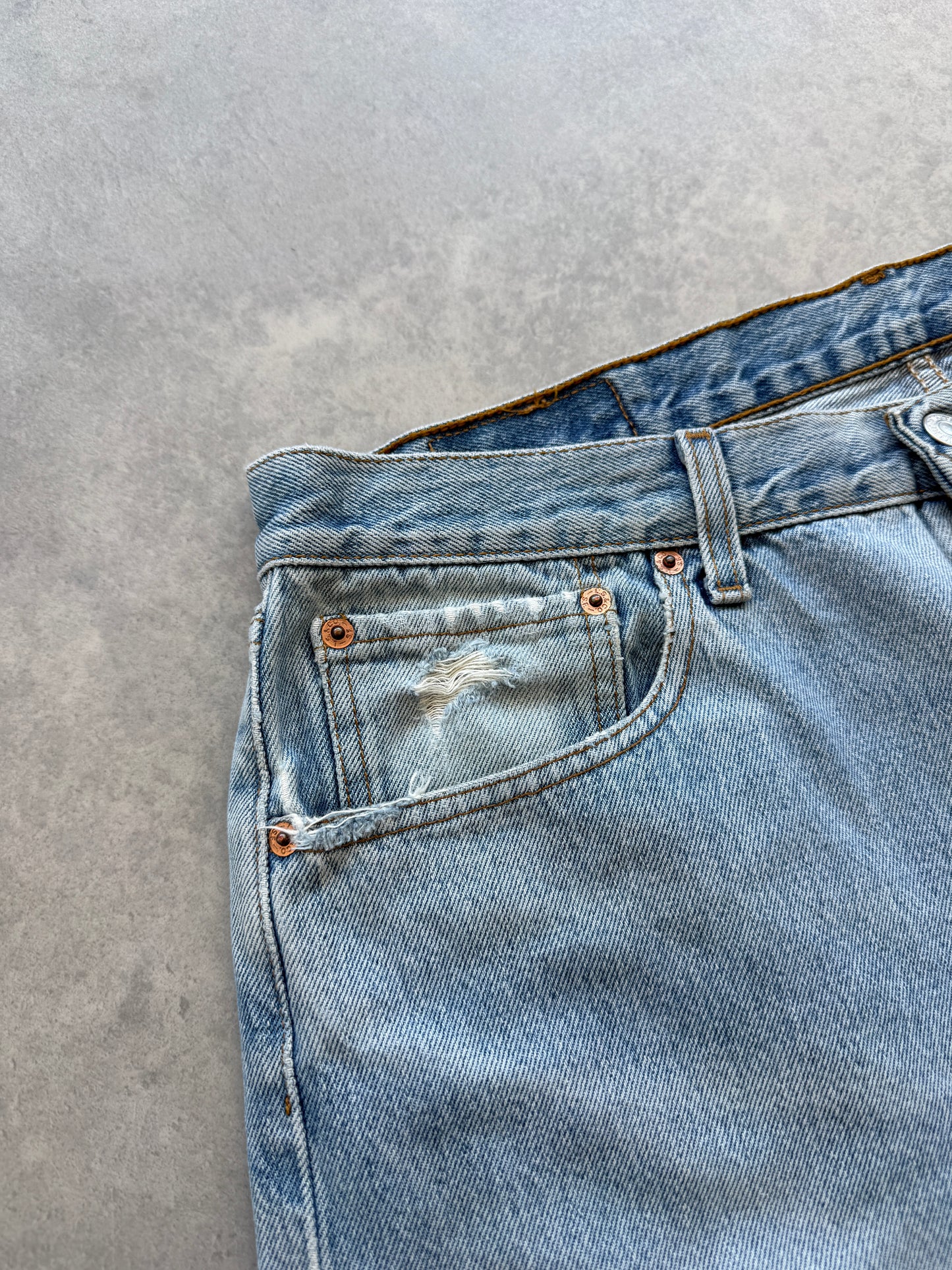 Levis 501 vintage muški teksas šorc (38)